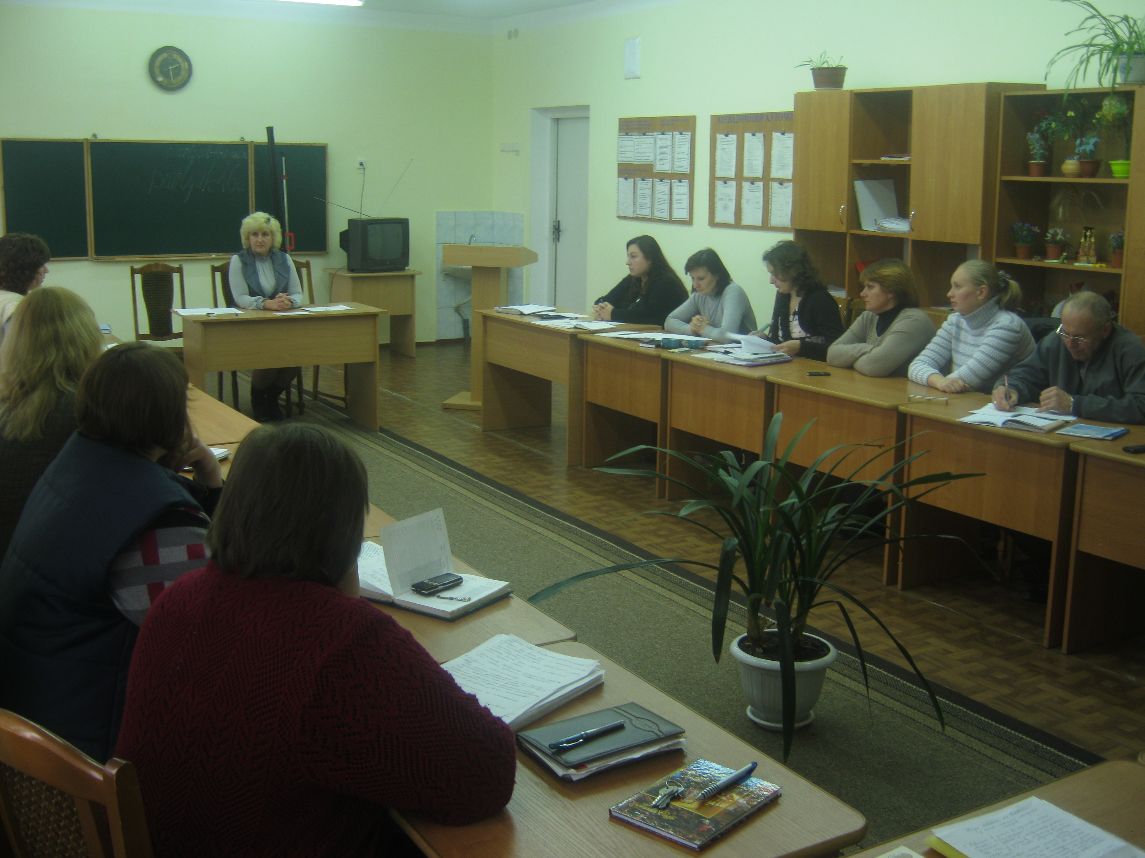 Опис : http://krupets-nvk.at.ua/IMG_8696.jpg
